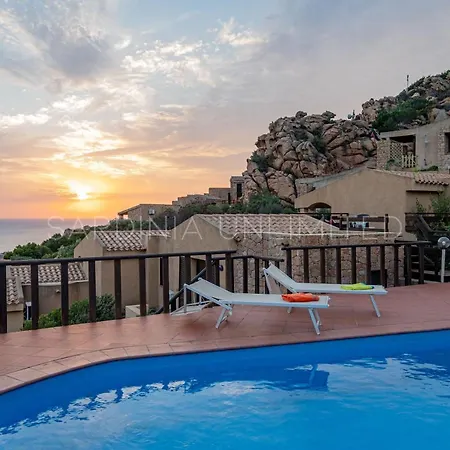 With Pool Perfect Also For Kids - Violetta Luna