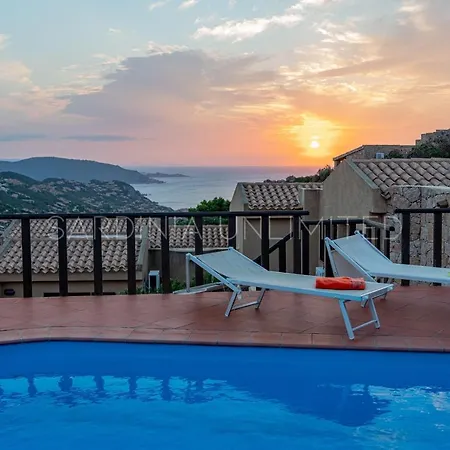With Pool Perfect Also For Kids - Violetta Luna